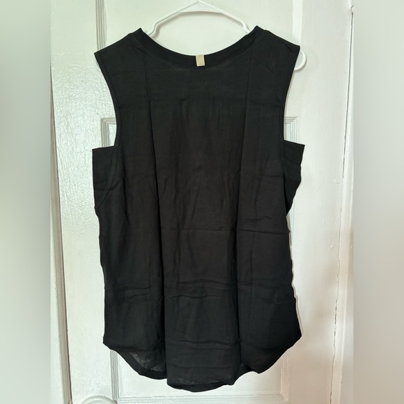 L/S only, others SOLD MRCLunya Set L/S Tee, Tank, Bralette, Briefs & Bag Sz M - Picture 12 of 12